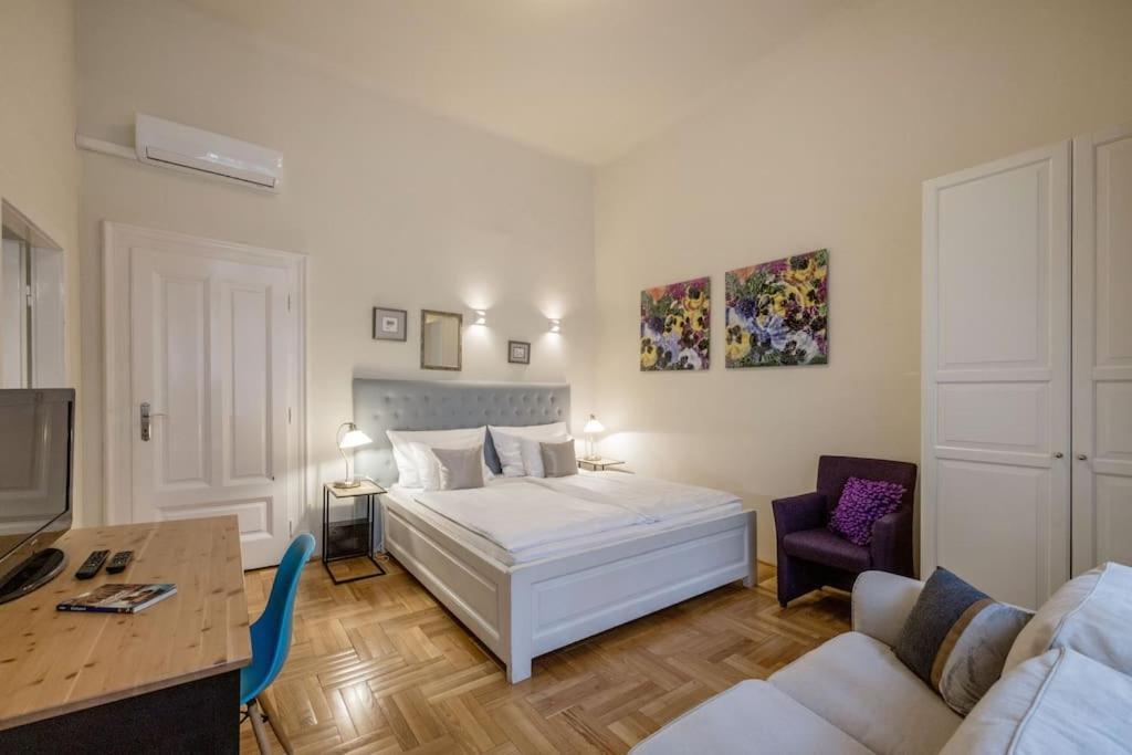 Klarahome Apartment Budapest Esterno foto