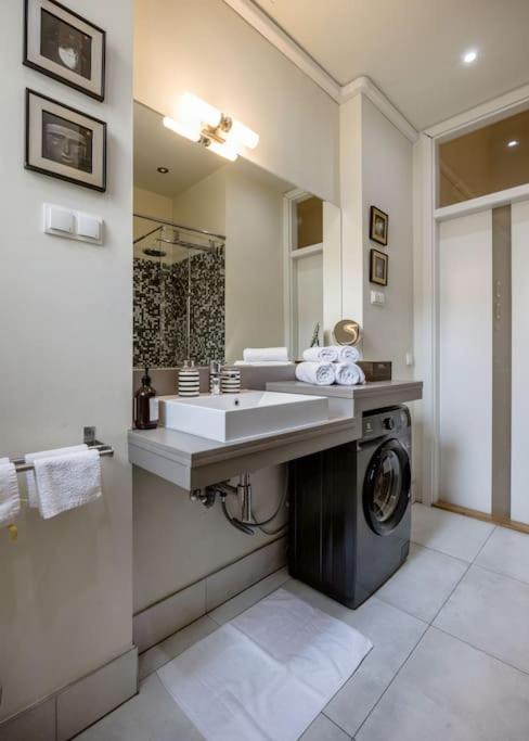 Klarahome Apartment Budapest Esterno foto